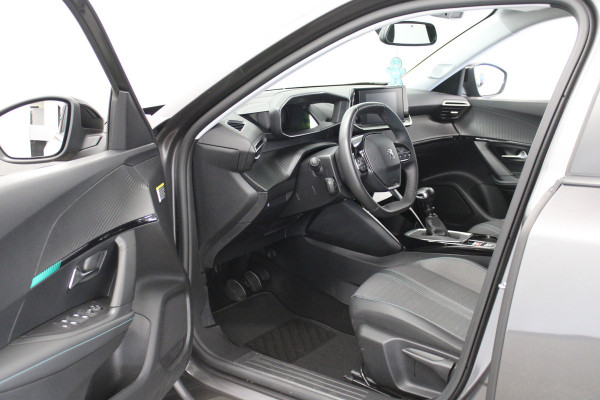 Peugeot 2008 1.2 PureTech Allure Adaptive cruise|Carplay|BTW