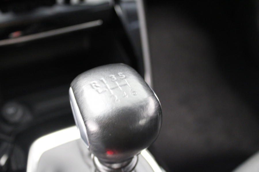 Peugeot 2008 1.2 PureTech Allure Adaptive cruise|Carplay|BTW