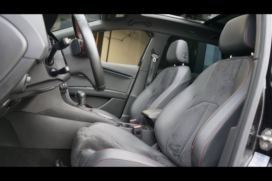 Seat Leon ST 1.5 TSI FR Ultimate Black Edition AUTOMAAT|ACC|ALCANTARA|AMBIANCE|BEATS|CAMERA|KEYLESS|PANORAMA