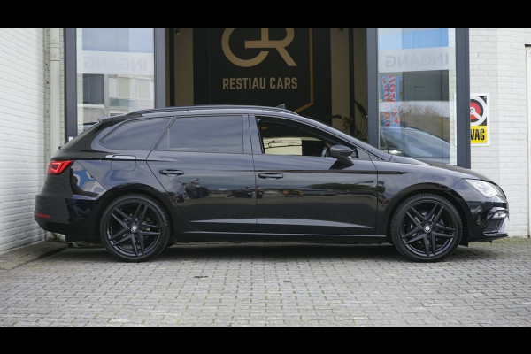 Seat Leon ST 1.5 TSI FR Ultimate Black Edition AUTOMAAT|ACC|ALCANTARA|AMBIANCE|BEATS|CAMERA|KEYLESS|PANORAMA