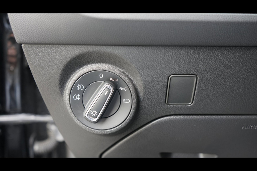Seat Leon ST 1.5 TSI FR Ultimate Black Edition AUTOMAAT|ACC|ALCANTARA|AMBIANCE|BEATS|CAMERA|KEYLESS|PANORAMA