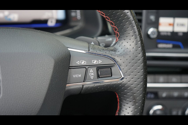 Seat Leon ST 1.5 TSI FR Ultimate Black Edition AUTOMAAT|ACC|ALCANTARA|AMBIANCE|BEATS|CAMERA|KEYLESS|PANORAMA