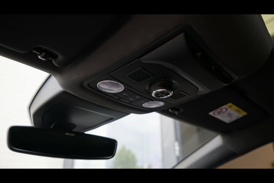 Seat Leon ST 1.5 TSI FR Ultimate Black Edition AUTOMAAT|ACC|ALCANTARA|AMBIANCE|BEATS|CAMERA|KEYLESS|PANORAMA