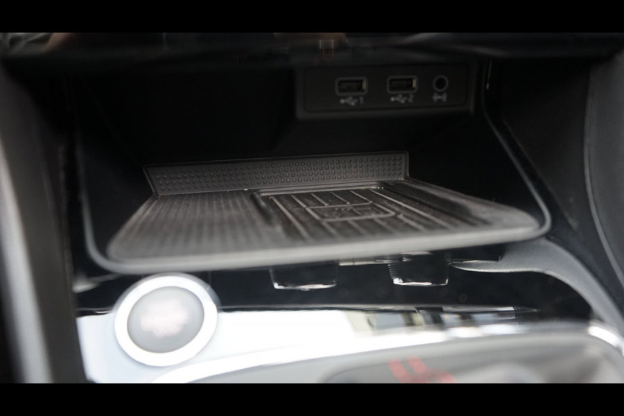 Seat Leon ST 1.5 TSI FR Ultimate Black Edition AUTOMAAT|ACC|ALCANTARA|AMBIANCE|BEATS|CAMERA|KEYLESS|PANORAMA