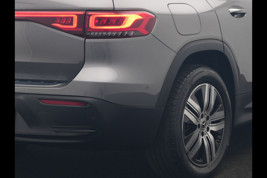 Mercedes-Benz EQB 250+ Luxury Line 74 kWh 191pk Dealer O.H | Adaptive Cruise | 360 Camera | Lederen Sportstoelen Verwarmd | Apple Carplay | Keyless | BLIS | Navigatie | Virtual | DAB | 18"L.M |