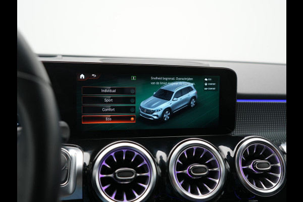 Mercedes-Benz EQB 250+ Luxury Line 74 kWh 191pk Dealer O.H | Adaptive Cruise | 360 Camera | Lederen Sportstoelen Verwarmd | Apple Carplay | Keyless | BLIS | Navigatie | Virtual | DAB | 18"L.M |