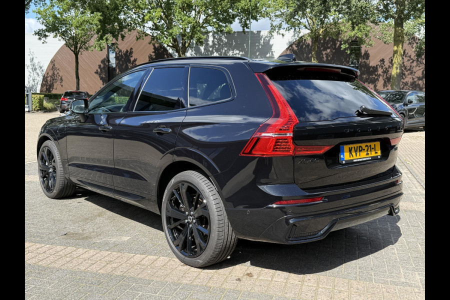 Volvo XC60 2.0 T8 Plug-in hybrid AWD Plus Dark LUCHTVERING| BOWERS & WILKINS| ELEKTRISCHE TREKHAAK| FULL OPTIONS| HEAD-UP DISPLAY| 360 CAMERA| ACHTERBANK VERWARMING| STOEL + STUURVERWARMING