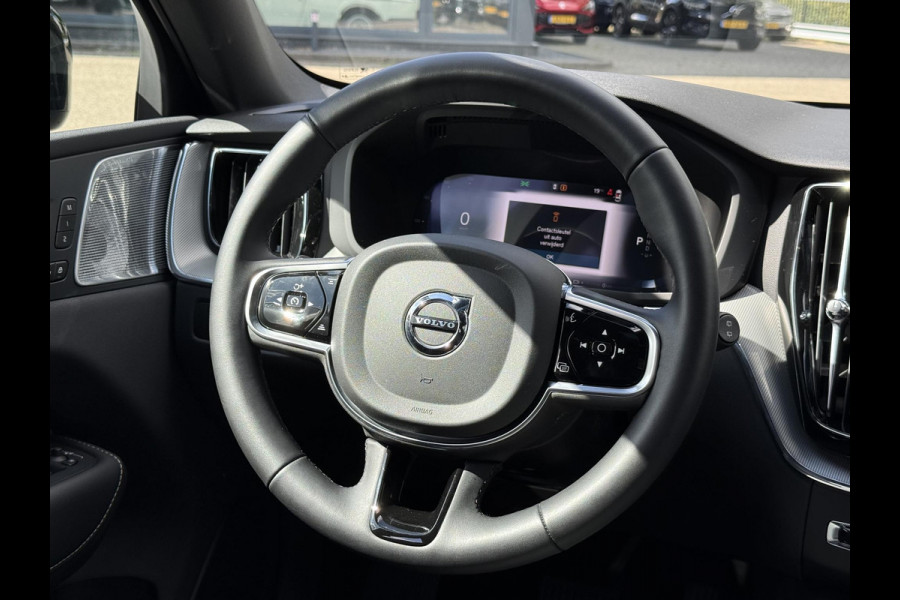 Volvo XC60 2.0 T8 Plug-in hybrid AWD Plus Dark LUCHTVERING| BOWERS & WILKINS| ELEKTRISCHE TREKHAAK| FULL OPTIONS| HEAD-UP DISPLAY| 360 CAMERA| ACHTERBANK VERWARMING| STOEL + STUURVERWARMING