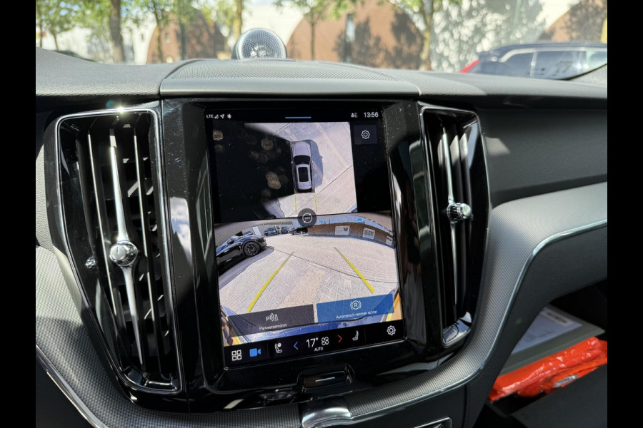 Volvo XC60 2.0 T8 Plug-in hybrid AWD Plus Dark LUCHTVERING| BOWERS & WILKINS| ELEKTRISCHE TREKHAAK| FULL OPTIONS| HEAD-UP DISPLAY| 360 CAMERA| ACHTERBANK VERWARMING| STOEL + STUURVERWARMING