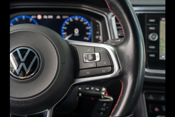 Volkswagen T-Roc 1.5 TSI 150pk R-Line | Trekhaak | Camera | Adaptive Cruise