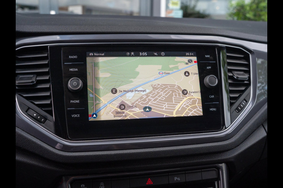 Volkswagen T-Roc 1.5 TSI 150pk R-Line | Trekhaak | Camera | Adaptive Cruise