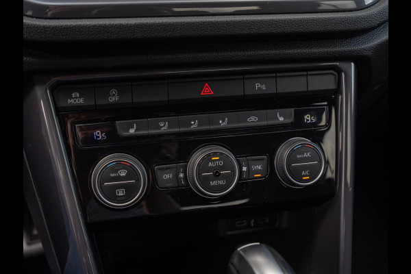 Volkswagen T-Roc 1.5 TSI 150pk R-Line | Trekhaak | Camera | Adaptive Cruise