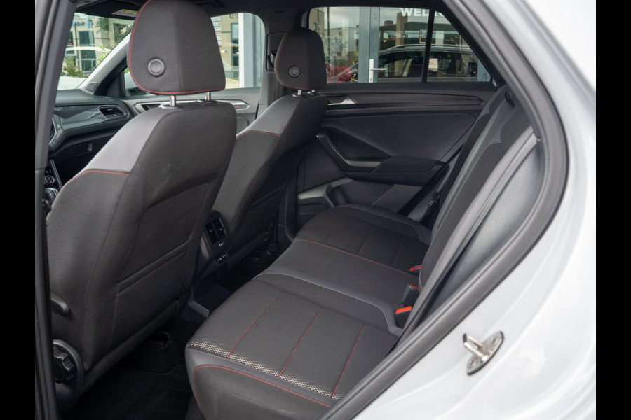 Volkswagen T-Roc 1.5 TSI 150pk R-Line | Trekhaak | Camera | Adaptive Cruise