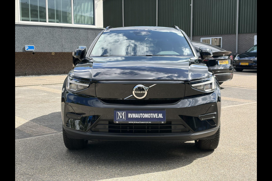 Volvo XC40 Recharge Plus SOH 92%| PILOT ASSIST ACC| ELEKTRISCHE ACHTERKLEP| DODE HOEK SENSOR |WARMTEPOMP| STOEL + STUURVERWARMING| ACHTERUITRIJCAMERA| RIJKLAAPRIJS INCL. 12 MND BOVAG GARANTIE|