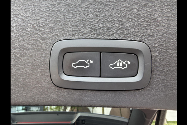 Volvo XC40 Recharge Plus SOH 92%| PILOT ASSIST ACC| ELEKTRISCHE ACHTERKLEP| DODE HOEK SENSOR |WARMTEPOMP| STOEL + STUURVERWARMING| ACHTERUITRIJCAMERA| RIJKLAAPRIJS INCL. 12 MND BOVAG GARANTIE|
