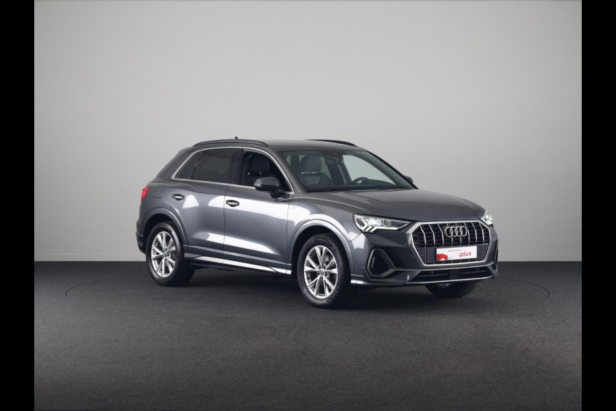 Audi Q3 35 TFSI S Line 150pk | Navigatie | Climatronic | Matrix Led koplampen | Parkeercamera | B&O Audio| Adaptive cruise controle
