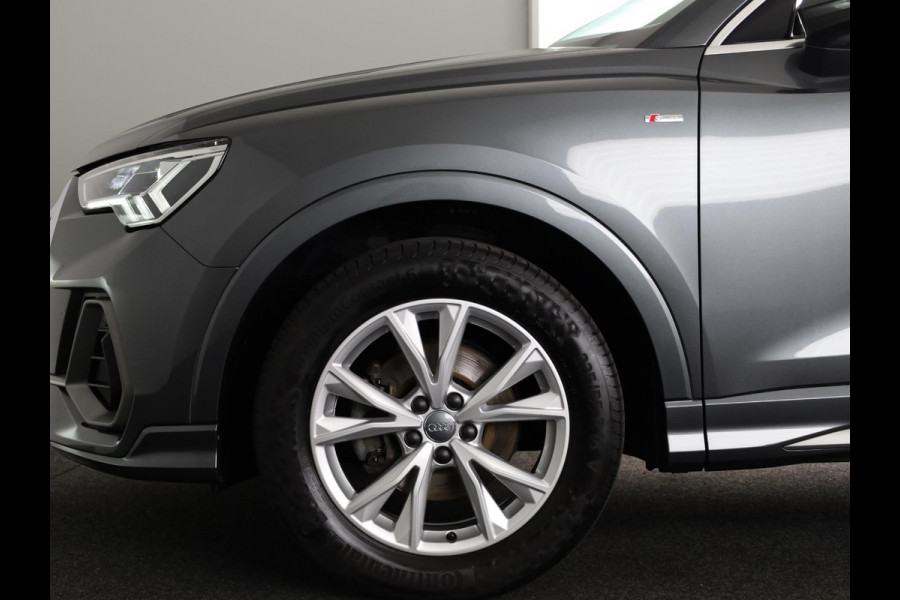 Audi Q3 35 TFSI S Line 150pk | Navigatie | Climatronic | Matrix Led koplampen | Parkeercamera | B&O Audio| Adaptive cruise controle