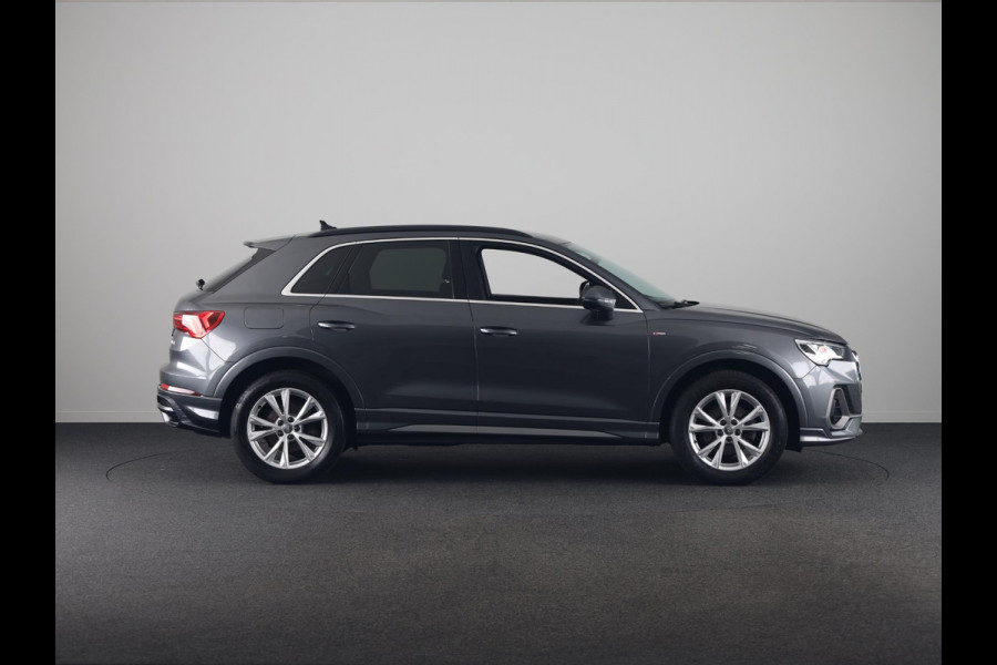Audi Q3 35 TFSI S Line 150pk | Navigatie | Climatronic | Matrix Led koplampen | Parkeercamera | B&O Audio| Adaptive cruise controle