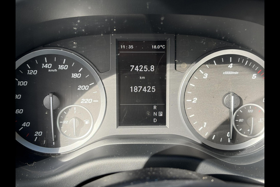 Mercedes-Benz Vito 114 CDI*HAAK*ECC*CRUISE*CAM*LMV*LEER*SIDEBARS*PDC*