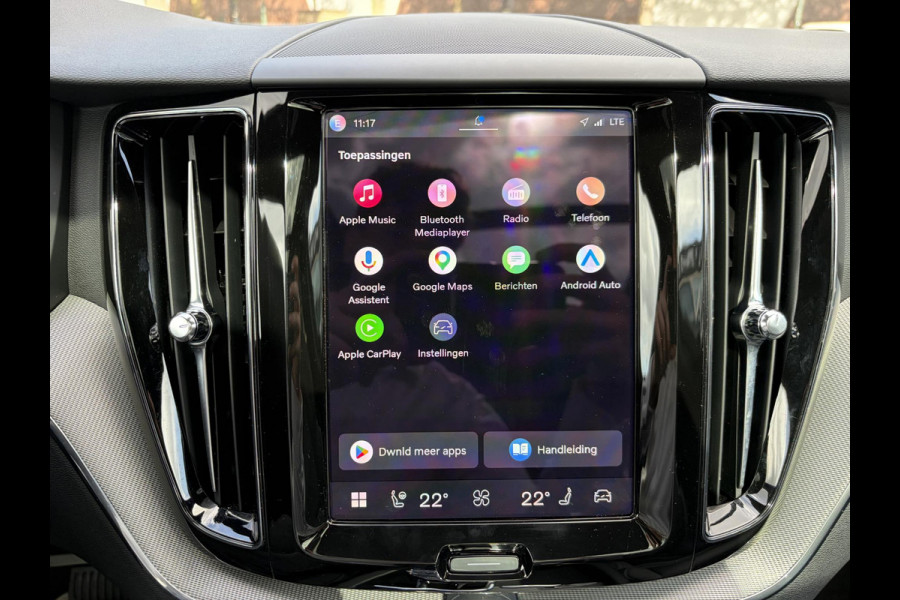 Volvo XC60 2.0 T6 Plug-in hybrid AWD Plus Dark ELEKTRISCHE TREKHAAK| PANO| STOEL + STUURVERWARMING| ACHTERBANK VERWARMD| HEAD-UP DISPLAY| 360 CAMERA| MEMORY STOELEN|