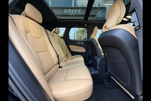Volvo XC60 2.0 T8 455PK Plug-in hybrid AWD Ultimate Bright Pano|Luchtvering|Ventilatie|Pilot||H/K|HUD|Trekhaak|21"