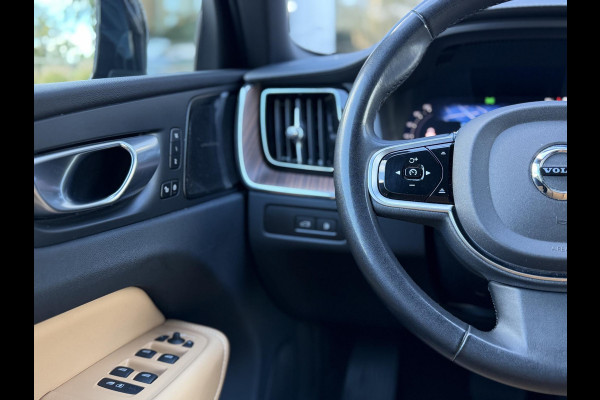 Volvo XC60 2.0 T8 455PK Plug-in hybrid AWD Ultimate Bright Pano|Luchtvering|Ventilatie|Pilot||H/K|HUD|Trekhaak|21"