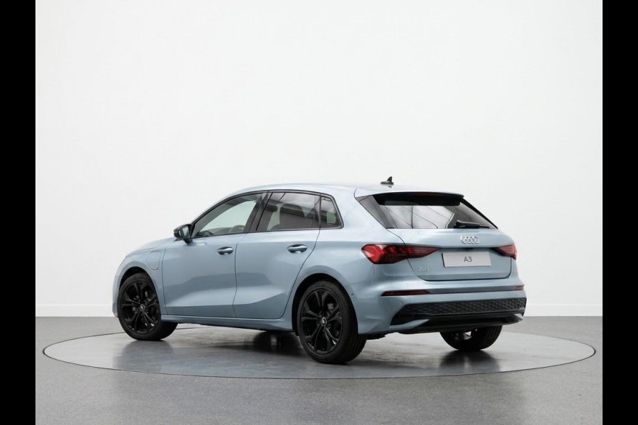 Audi A3 Sportback Sportback Advanced edition 40 TFSI e 204 PK | Optiekpakket zwart plus | Lichtpakket plus ambient light | Warmtewerend glas donker tint |