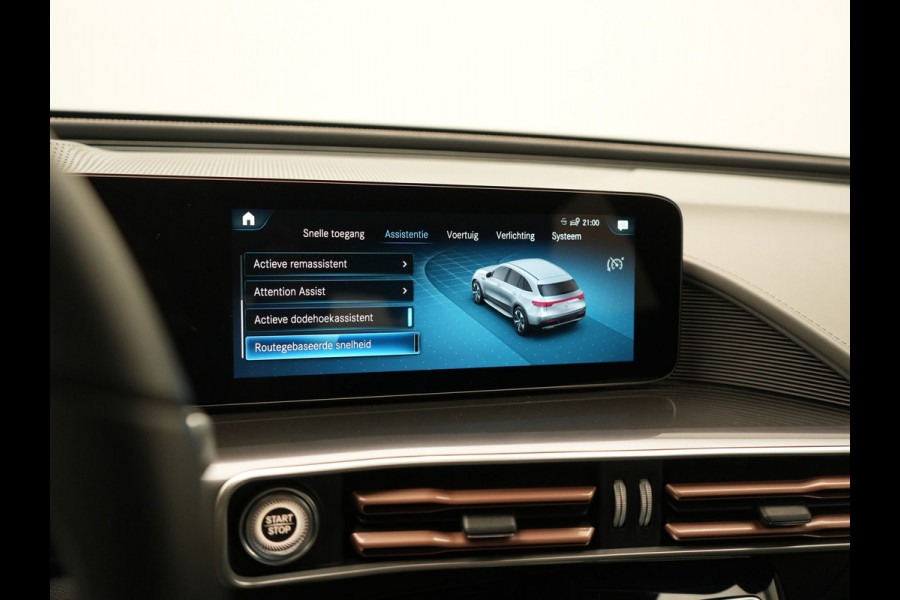 Mercedes-Benz EQC 400 4MATIC 85 kWh Dealer O.H Adaptive Cruise | Matrix LED | Camera | Head Up | Sportstoelen Massage & Memory | Pilot Assist | BLIS | Stoelverwarming & Ventilatie | Virtual | Navigatie | DAB | 19"L.M |