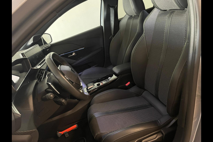 Peugeot 208 1.2 Hybrid 145 e-DCS6 GT AIRCO NAVI CRUISE CAM APPLE CARPLAY LED PRIVACY GLAS ZEER NETTE AUTO