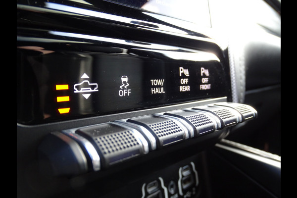 Dodge Ram 1500 5.7 V8 4x4 Crew Cab Limited