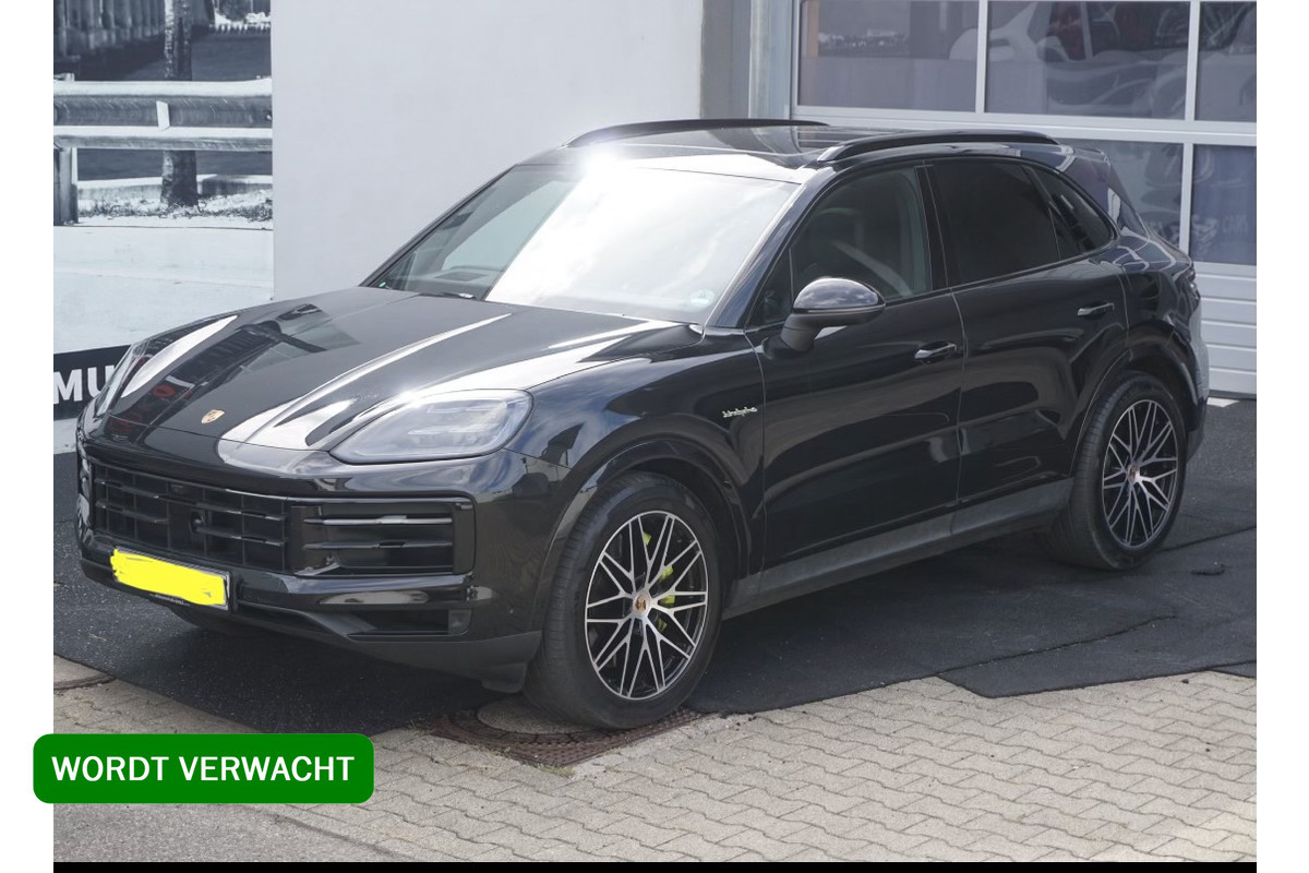 Porsche Cayenne 3.0 S E-Hybrid (519pk) ** Panodak ** InnoDrive ** Trekhaak ** HUD ** PDLS+ ** 4-wielsturing ** BOSE ** Surround View