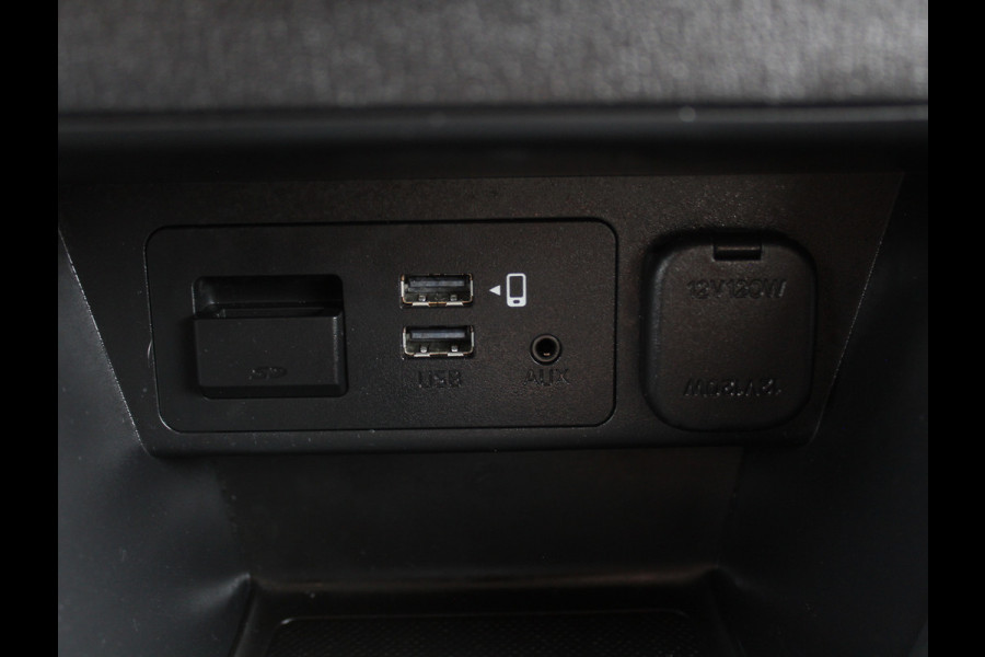 Mazda 2 1.5 Skyactiv-G Comfort AIRCO | CARPLAY | LMV15 | LED | DAB | CRUISE | PDCA | STOELVERW