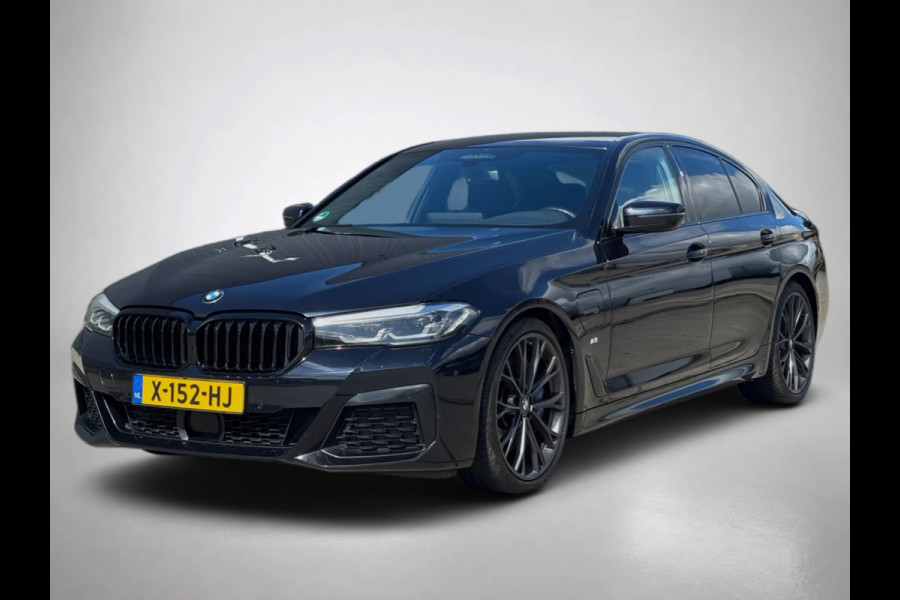 BMW 5 Serie 545e xDrive High Executive M-SPORT (Dealer OndH, Navi Pro, Camera, Stuur&StoelVerW, Addapt Cruise, PDC V+A, Etc)