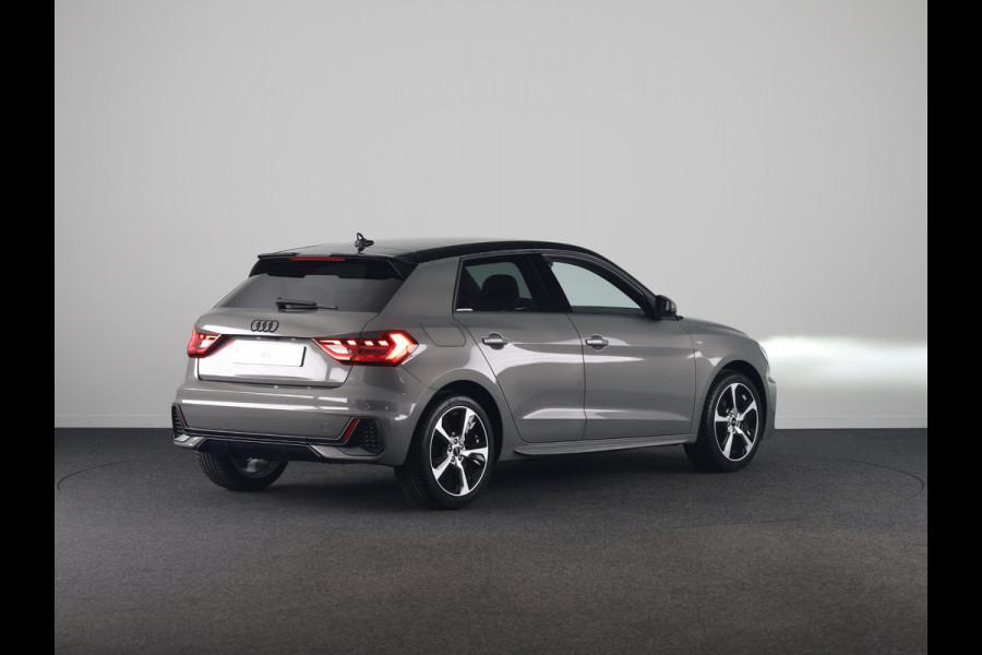 Audi A1 Sportback S edition 25 TFSI 95 pk | Optiekpakket zwart plus | Achteruitrijcamera | Autom. airconditioning 2 zones | Stoelverwarming voorin |