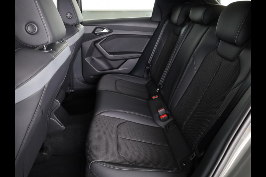 Audi A1 Sportback S edition 25 TFSI 95 pk | Optiekpakket zwart plus | Achteruitrijcamera | Autom. airconditioning 2 zones | Stoelverwarming voorin |