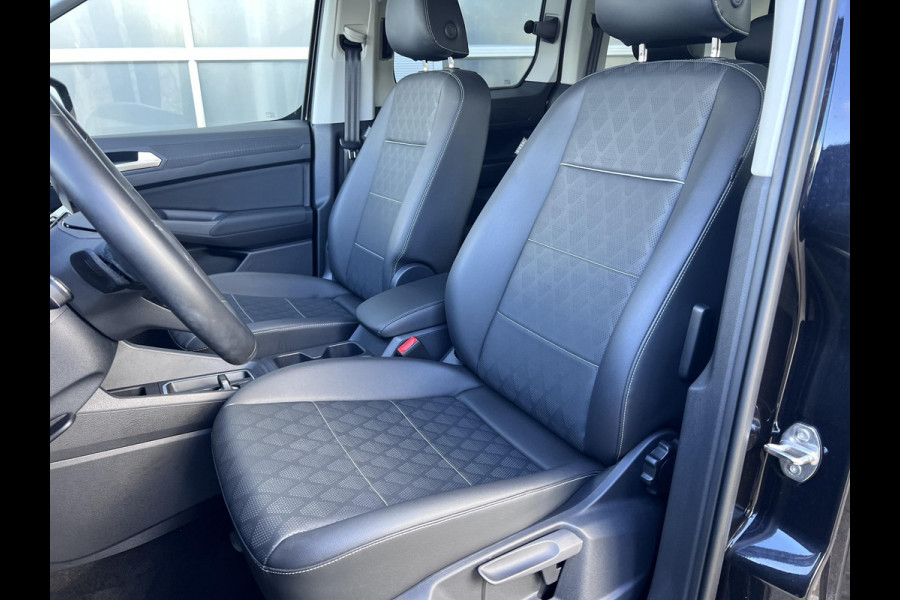 Ford Tourneo Connect 1.5 EcoBoost PHEV L2 Titanium 150pk | Trekhaak | Achteruitrijcamera | Lederen bekleding | Adaptive cruise control