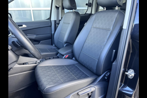 Ford Tourneo Connect 1.5 EcoBoost PHEV L2 Titanium 150pk | Trekhaak | Achteruitrijcamera | Lederen bekleding | Adaptive cruise control