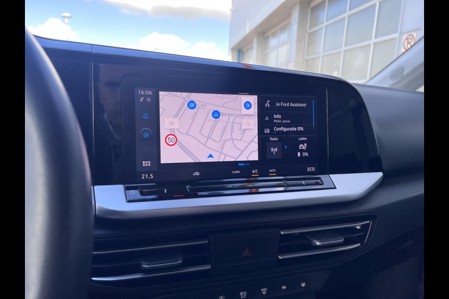 Ford Tourneo Connect 1.5 EcoBoost PHEV L2 Titanium 150pk | Trekhaak | Achteruitrijcamera | Lederen bekleding | Adaptive cruise control