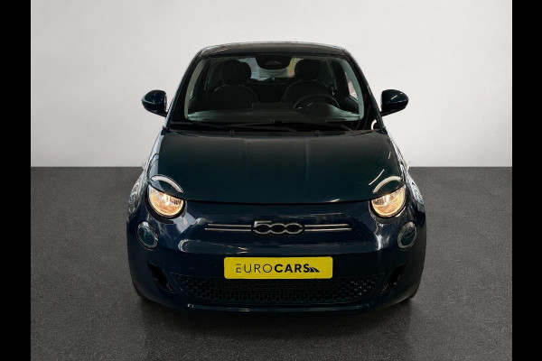 Fiat 500E 42 kWh Navigatie by Apple Carplay Android Auto camera Parkeersensoren rondom Dodehoekdetectie Cruise Control Stoelverwarming Keyless Entry Climate Control