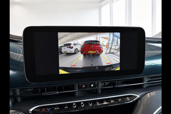 Fiat 500E 42 kWh Navigatie by Apple Carplay Android Auto camera Parkeersensoren rondom Dodehoekdetectie Cruise Control Stoelverwarming Keyless Entry Climate Control