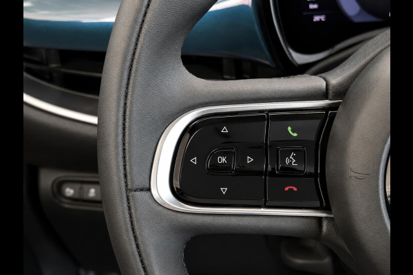 Fiat 500E 42 kWh Navigatie by Apple Carplay Android Auto camera Parkeersensoren rondom Dodehoekdetectie Cruise Control Stoelverwarming Keyless Entry Climate Control