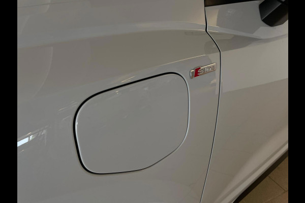 Audi Q3 45 TFSI e edition 245PK S-LINE AIRCO NAVI CRUISE PANO 20 INCH VELG STOELVERW NIEUWSTAAT