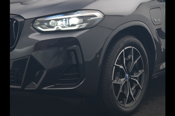 BMW X3 xDrive30e M Sport PHEV 293pk Dealer O.H | Trekhaak Af Fabriek | Camera | Cruise Control | Lederen Sportstoelen Verwarmd | Sfeerverlichting | Apple Carplay | Navigatie | Virtual | DAB | 19"L.M | Plug In Hybrid |
