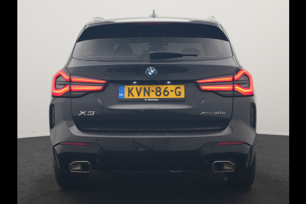 BMW X3 xDrive30e M Sport PHEV 293pk Dealer O.H | Trekhaak Af Fabriek | Camera | Cruise Control | Lederen Sportstoelen Verwarmd | Sfeerverlichting | Apple Carplay | Navigatie | Virtual | DAB | 19"L.M | Plug In Hybrid |