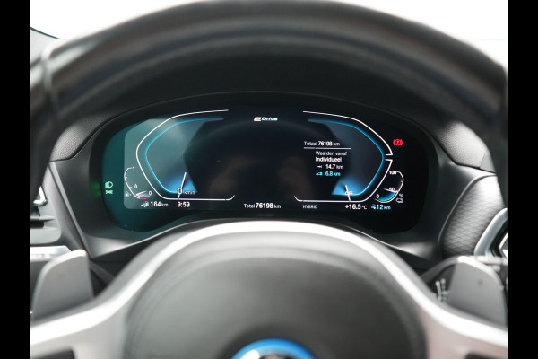 BMW X3 xDrive30e M Sport PHEV 293pk Dealer O.H | Trekhaak Af Fabriek | Camera | Cruise Control | Lederen Sportstoelen Verwarmd | Sfeerverlichting | Apple Carplay | Navigatie | Virtual | DAB | 19"L.M | Plug In Hybrid |