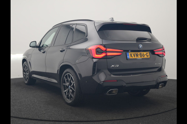 BMW X3 xDrive30e M Sport PHEV 293pk Dealer O.H | Trekhaak Af Fabriek | Camera | Cruise Control | Lederen Sportstoelen Verwarmd | Sfeerverlichting | Apple Carplay | Navigatie | Virtual | DAB | 19"L.M | Plug In Hybrid |