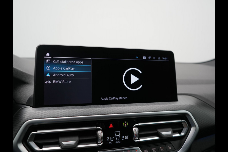 BMW X3 xDrive30e M Sport PHEV 293pk Dealer O.H | Trekhaak Af Fabriek | Camera | Cruise Control | Lederen Sportstoelen Verwarmd | Sfeerverlichting | Apple Carplay | Navigatie | Virtual | DAB | 19"L.M | Plug In Hybrid |