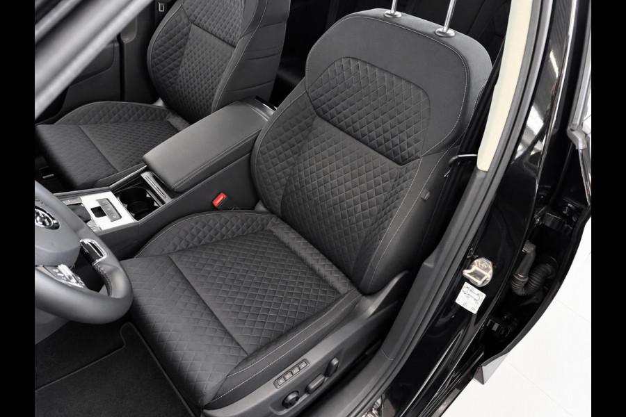 Škoda Superb Combi 1.4 TSI iV Business Edition PHEV Automaat Navigatie Stoelverwarming Voor en Achter Draadloze Telefoonlader Stuurverwarming Cruise Control Elektrisch Verstelbare Stoelen Apple CarPlay