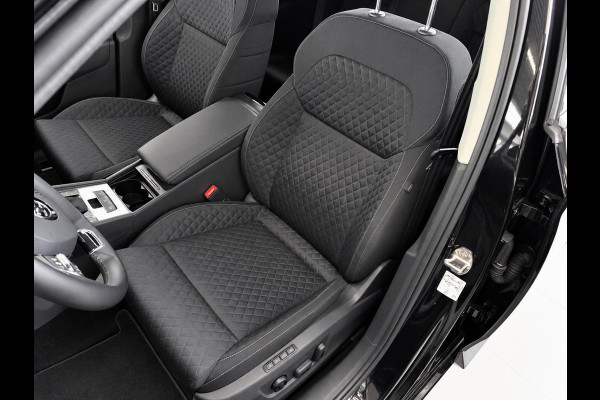 Škoda Superb Combi 1.4 TSI iV Business Edition PHEV Automaat Navigatie Stoelverwarming Voor en Achter Draadloze Telefoonlader Stuurverwarming Cruise Control Elektrisch Verstelbare Stoelen Apple CarPlay