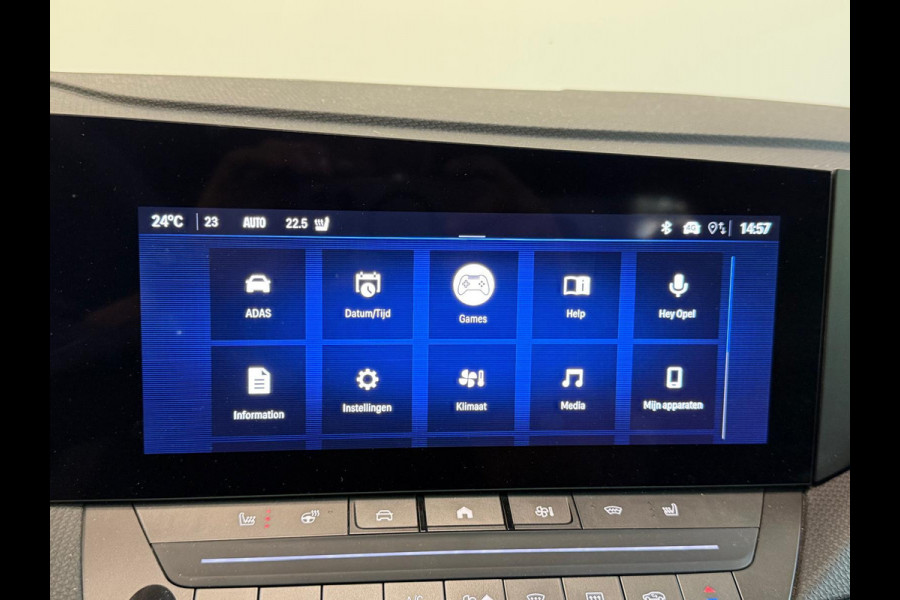Opel Astra Sports Tourer 1.2 Turbo Ultimate Panoramadak Navigatie Apple Carplay Android Auto 360 camera Parkeerhulp Adaptive Cruise Control Head-up Display Stoel- en stuurverwarming Memory stoelen Full Led Climate Control